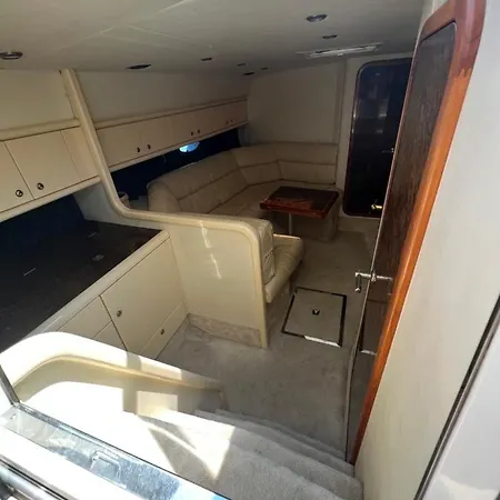 보트호텔 White Eagle Cruises Sithonia